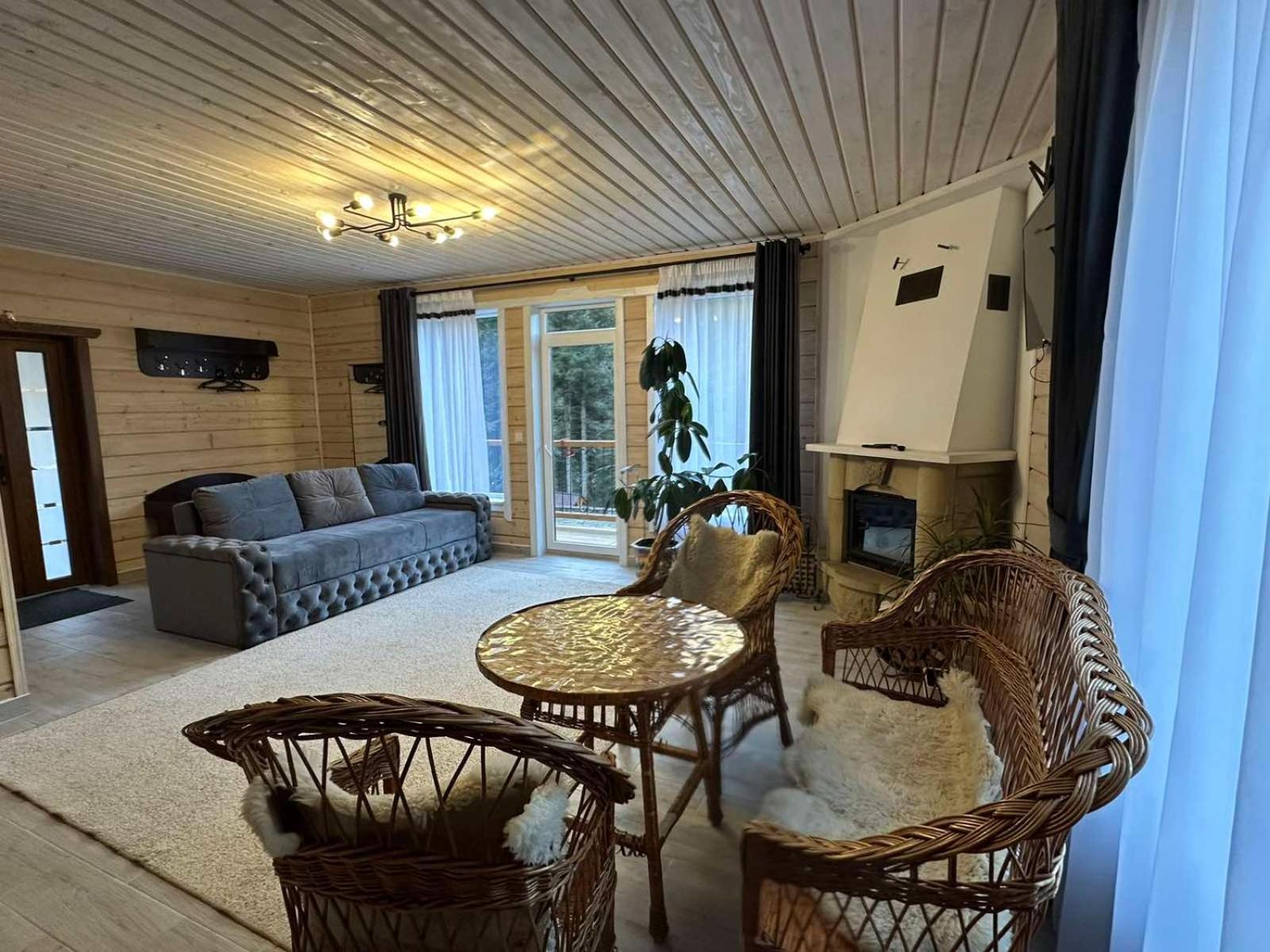 Hotel Dykyi Med Tatariv Bagian luar foto