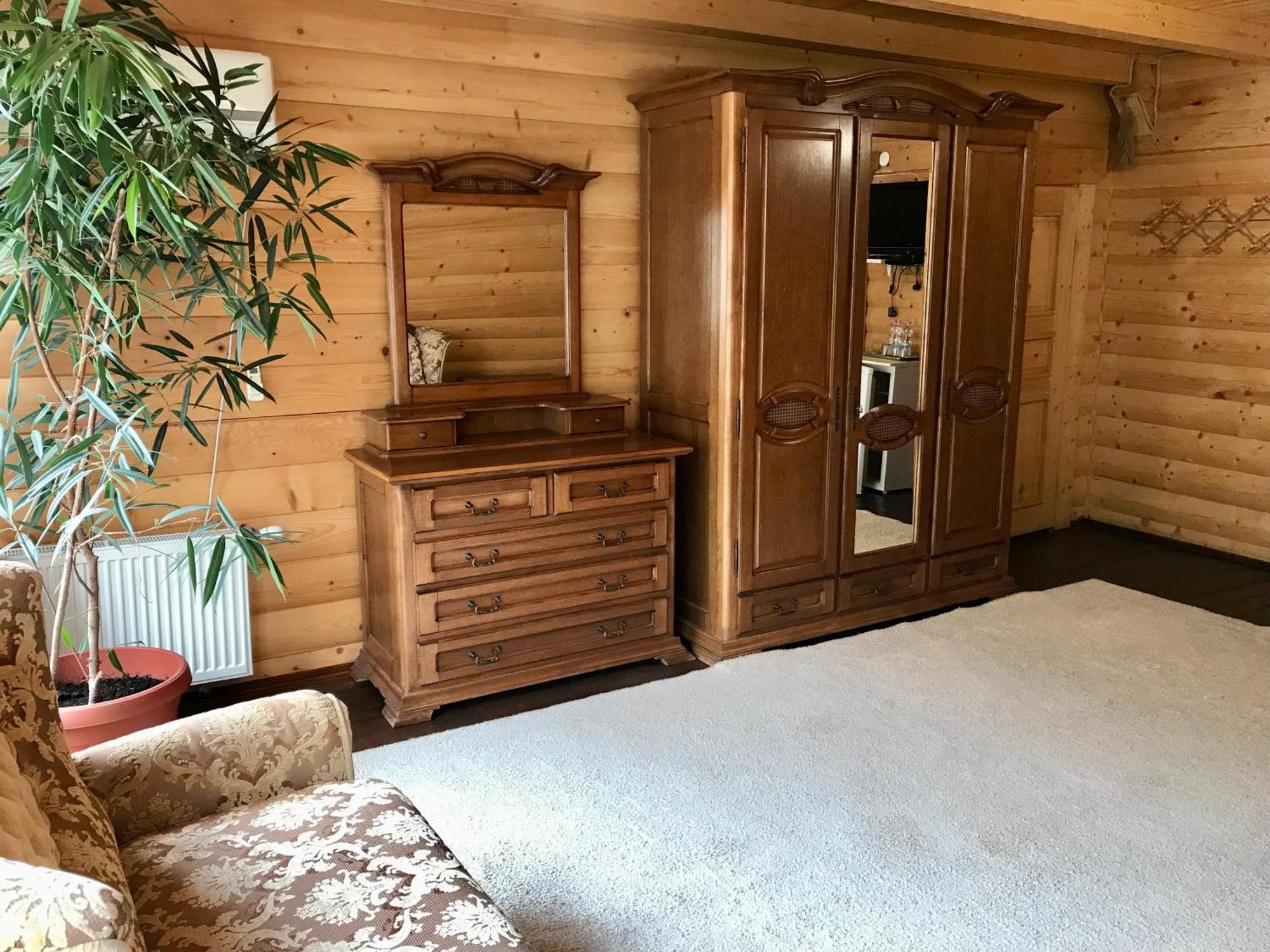 Hotel Dykyi Med Tatariv Bagian luar foto